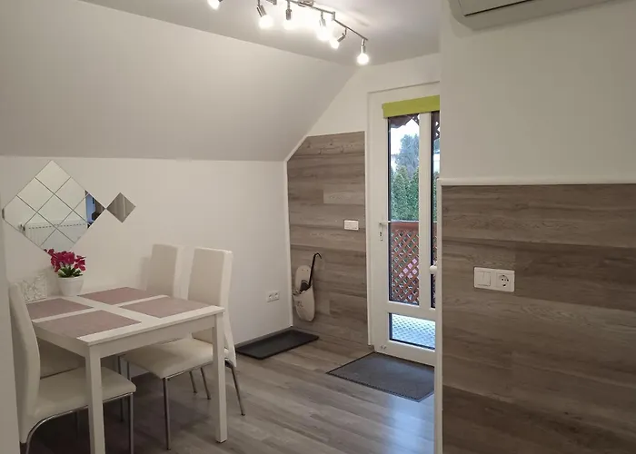 Petra Vendeghaz * Fonyód