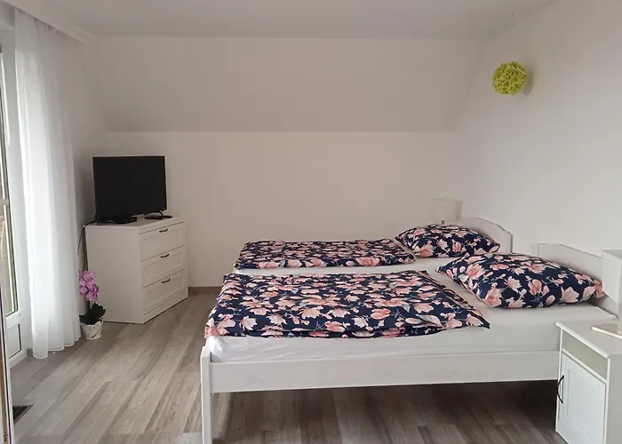 Petra Vendeghaz Fonyód