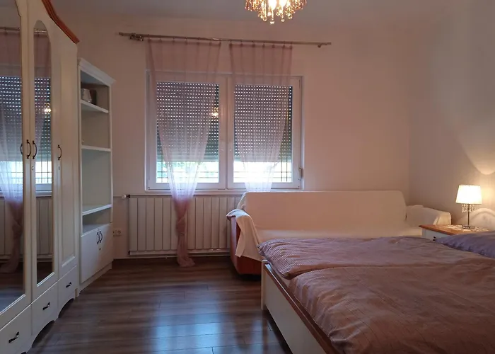 Petra Vendeghaz * Fonyód